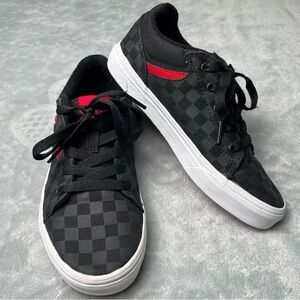 VANS Seldan Checkerboard Low Top Shoe | Black/Gray/Red | Youth Size 3 | 500714